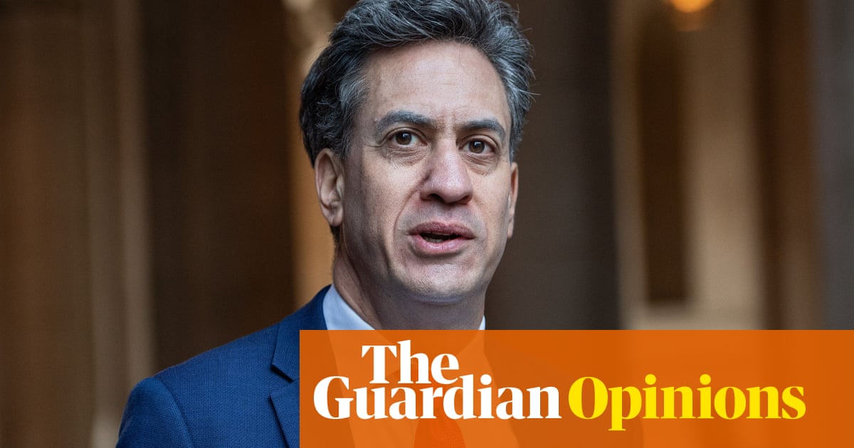 Will Labour's 2030 green energy goal cost more than 2035? They should come clean | Nils Pratley