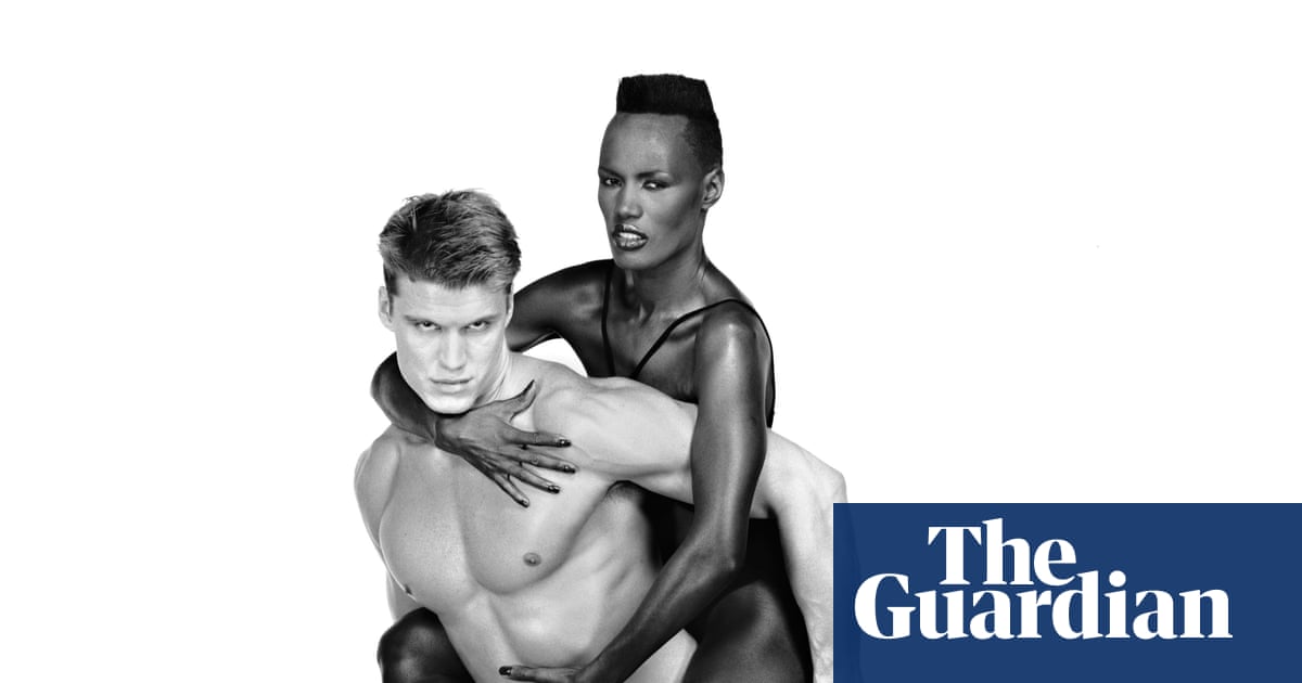‘She thought it was too sexy!’: portraits of Kate Moss, Grace Jones and a tea-drinking chimp – in pictures