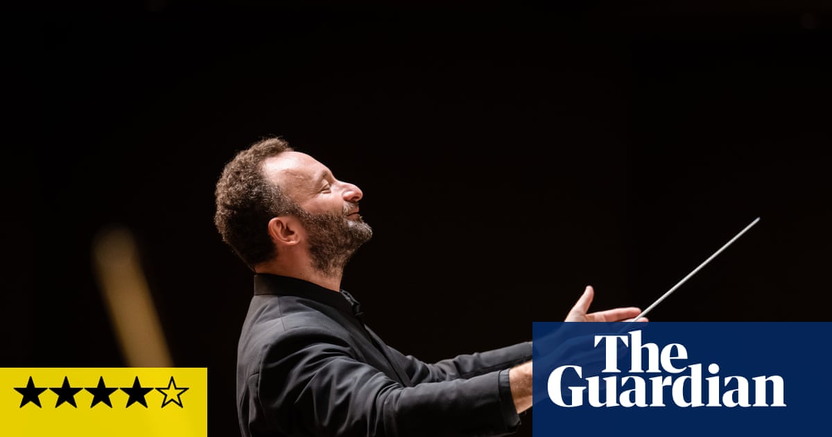 Brahms: Symphony No 1, Tragic Overture album review Petrenko and the Berliners give Brahms organic momentum