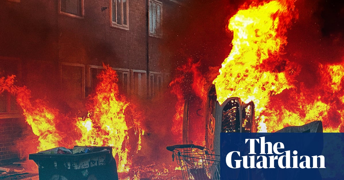 The view from Belfast after a night of violent protests - The Latest