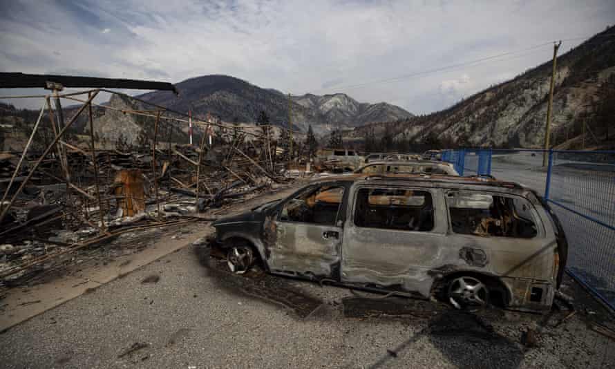 Vehicles destroyed by wildfire near Lytton, British Columbia, 15 August 2021.