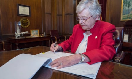 Kay Ivey signs into law the Alabama Human Life Protection Act
