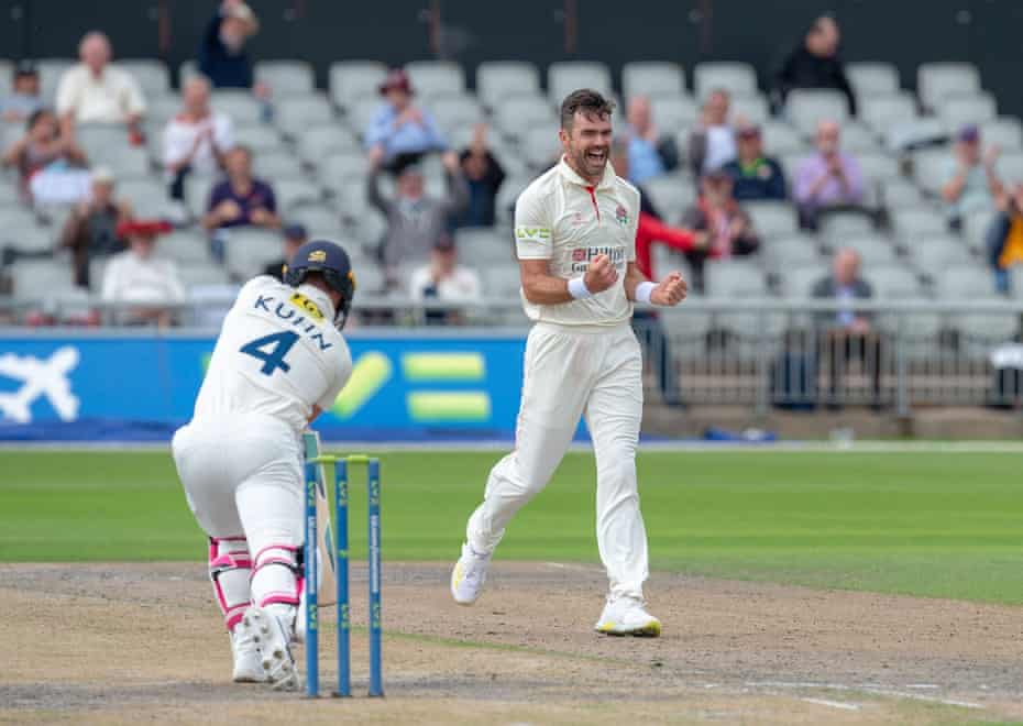 Jimmy Anderson takes his 1000th wicket in a typically superb spell against Kent.
