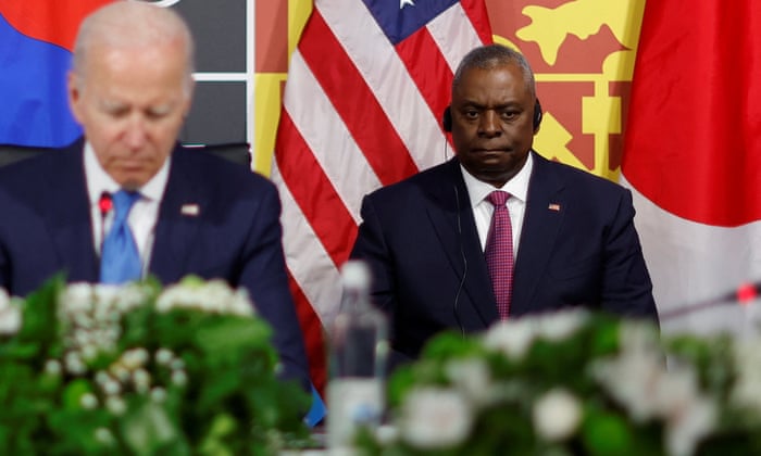US Defense Secretary Lloyd Austin (R) attending a meeting with South Korea’s president Yoon Suk-yeol and Japanese prime minister Fumio Kishida, during a NATO summit in Spain, June 29, 2022. Joe Biden is at left.