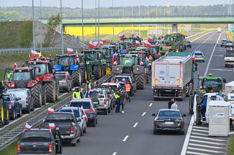 Polish farmers with their tractors take part in a protest on the S3 route, near Pyrzyce, north-western Poland on 25 April 2024.