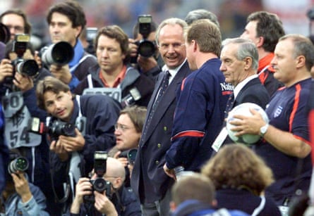 Sven-Göran Eriksson, with coaches Steve McClaren and Tord Grip, watches his team warm up.