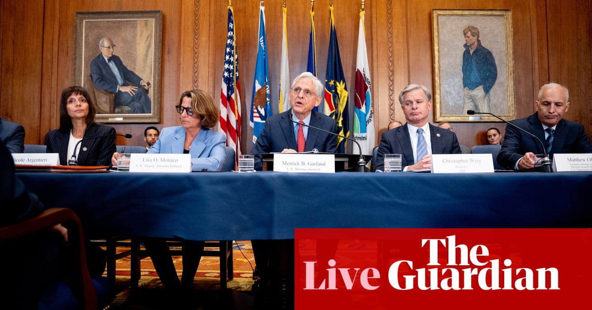 www.theguardian.com