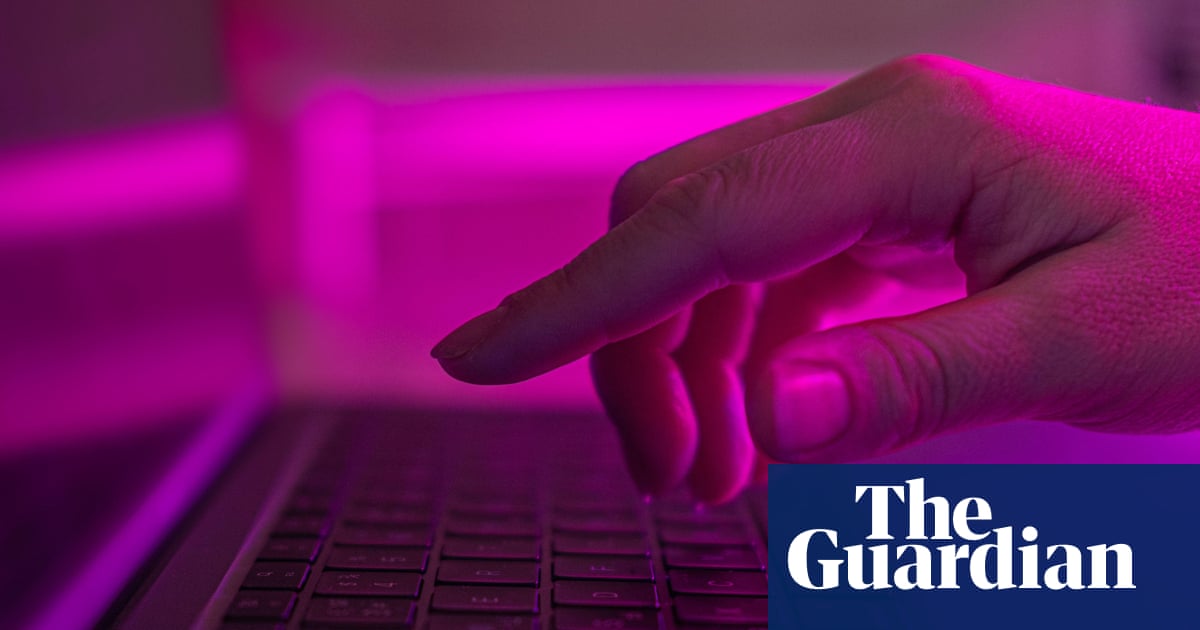 UK anti-slavery watchdog calls for overhaul of adult sexual services sites