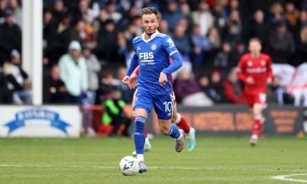 James Maddison of Leicester runs with the ball