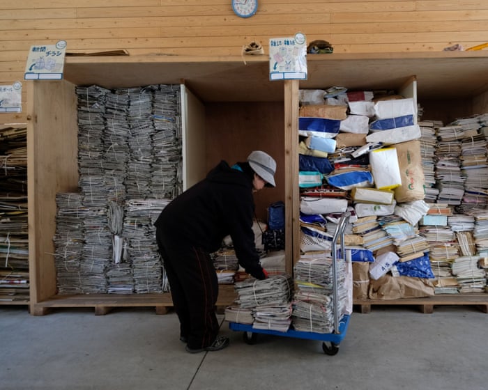 One Japanese town sorts waste into 40 different categories. How does Australia’s recycling compare?