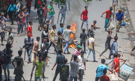 Student protests in Dhaka on 4 August 2024