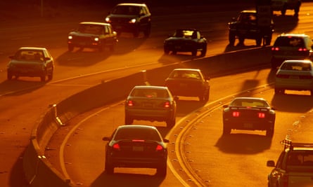 An order by California’s governor would ban the sale of gas-only cars within 15 years.