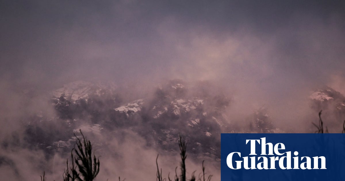 Porepunkah's alleged police killer vanished into wild alpine bush leaving locals behind in the mess