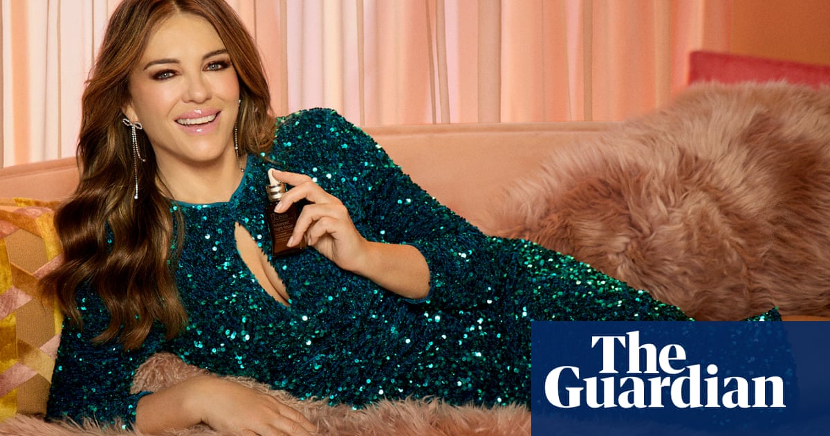 Submit your inquiries for Elizabeth Hurley | Movies Submit your inquiries for Elizabeth Hurley | Movies