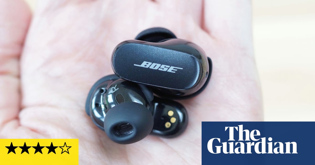 Forstyrre hæk Med venlig hilsen Bose QuietComfort Earbuds 2 review: the new noise-cancelling benchmark |  Headphones | The Guardian