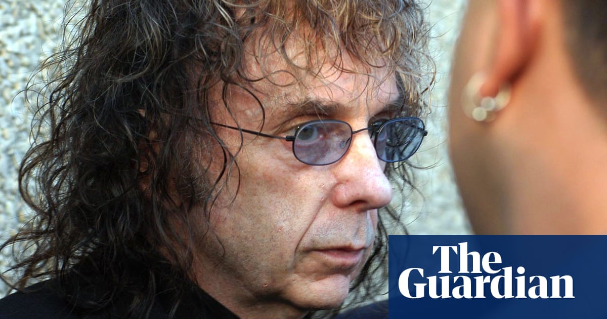 Phil Spector, pop producer convicted of murder, dies aged 81