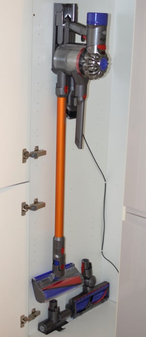 Dyson v8 cordless vacuum Dyson v8 cordless vacuum