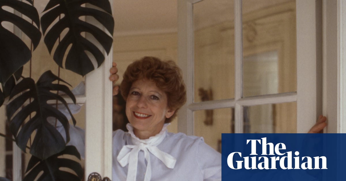 Kolkhoz by Emmanuel Carrère review