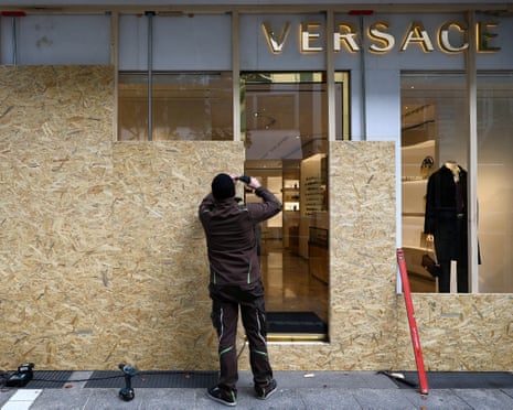 Workers secure stores ahead of expected protests in Frankfurt