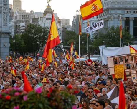 In Madrid, tens of thousands of people gathered in front of the city hall, at the Cibeles Palace, to denounce Pedro Sánchez's policy, during the national mobilization day All of Spain for Ceuta.