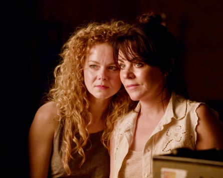 Amy Lennox as Thelma and Rachel Tucker as Louise.