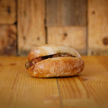 Pret Pigs in Blankets hot roll.