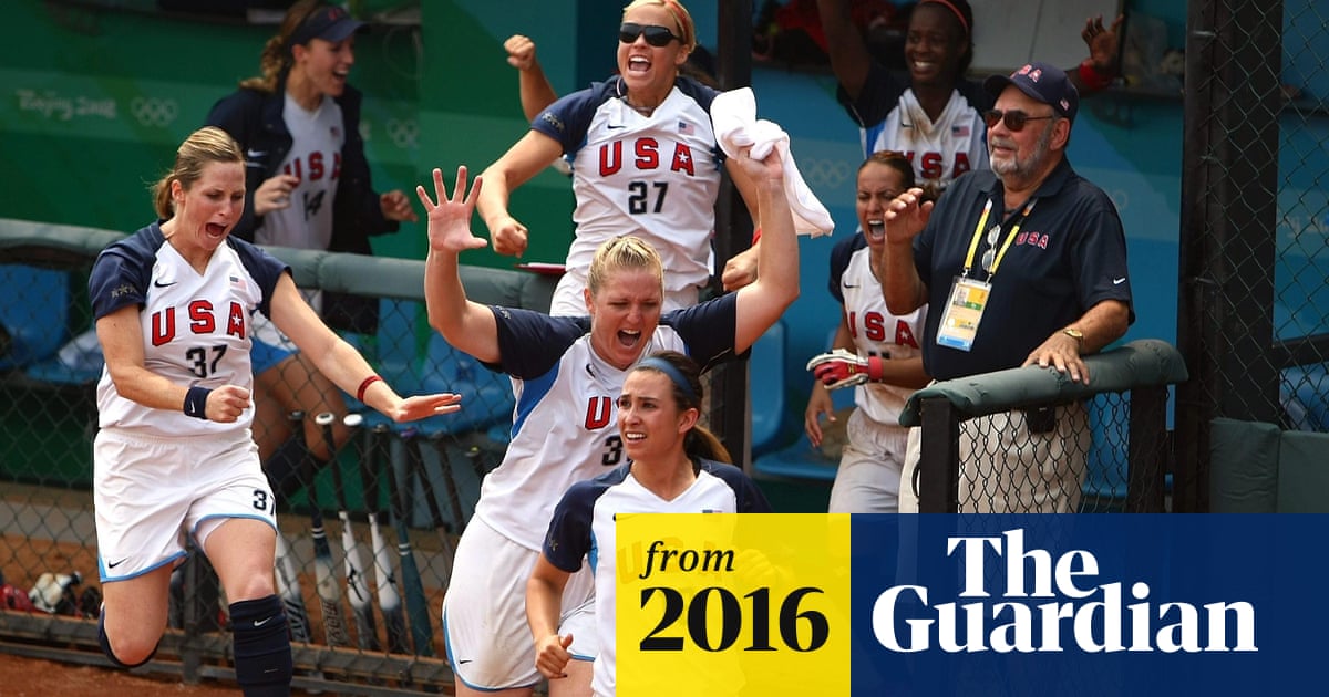Softball Star Monica Abbott First Woman In Us Team Sports To Sign 1m Contract Us Sports The Guardian Softball Star Monica Abbott First Woman In Us Team Sports To Sign 1m Contract Us Sports The Guardian