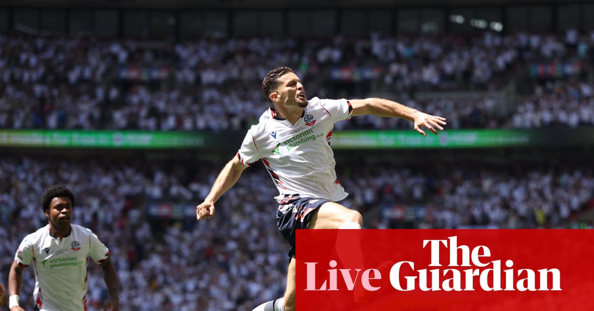 Bolton Wanderers v Stockport County: League One playoff final – live