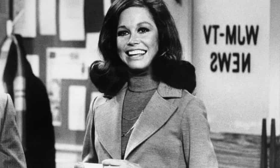 Mary Tyler Moore in the newsroom setting of The Mary Tyler Moore Show, 1970-77.