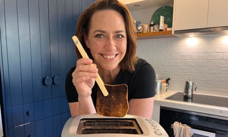 Defol bıçak... Millar'ın tost maşası