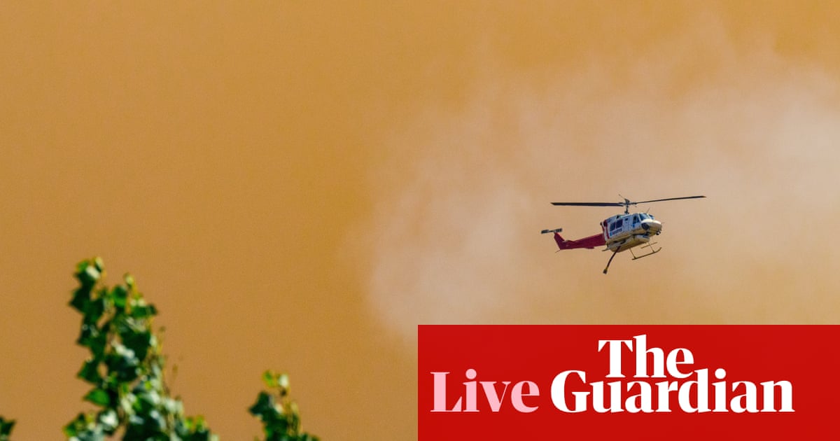 SA and Victoria brace for weekend of dangerous fire conditions – as it happened