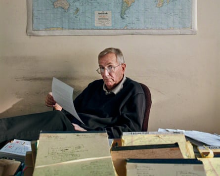 Seymour Hersh in Cover-Up.