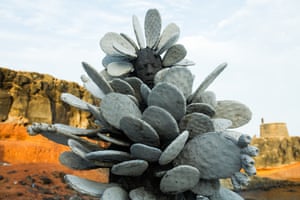Cactus figure