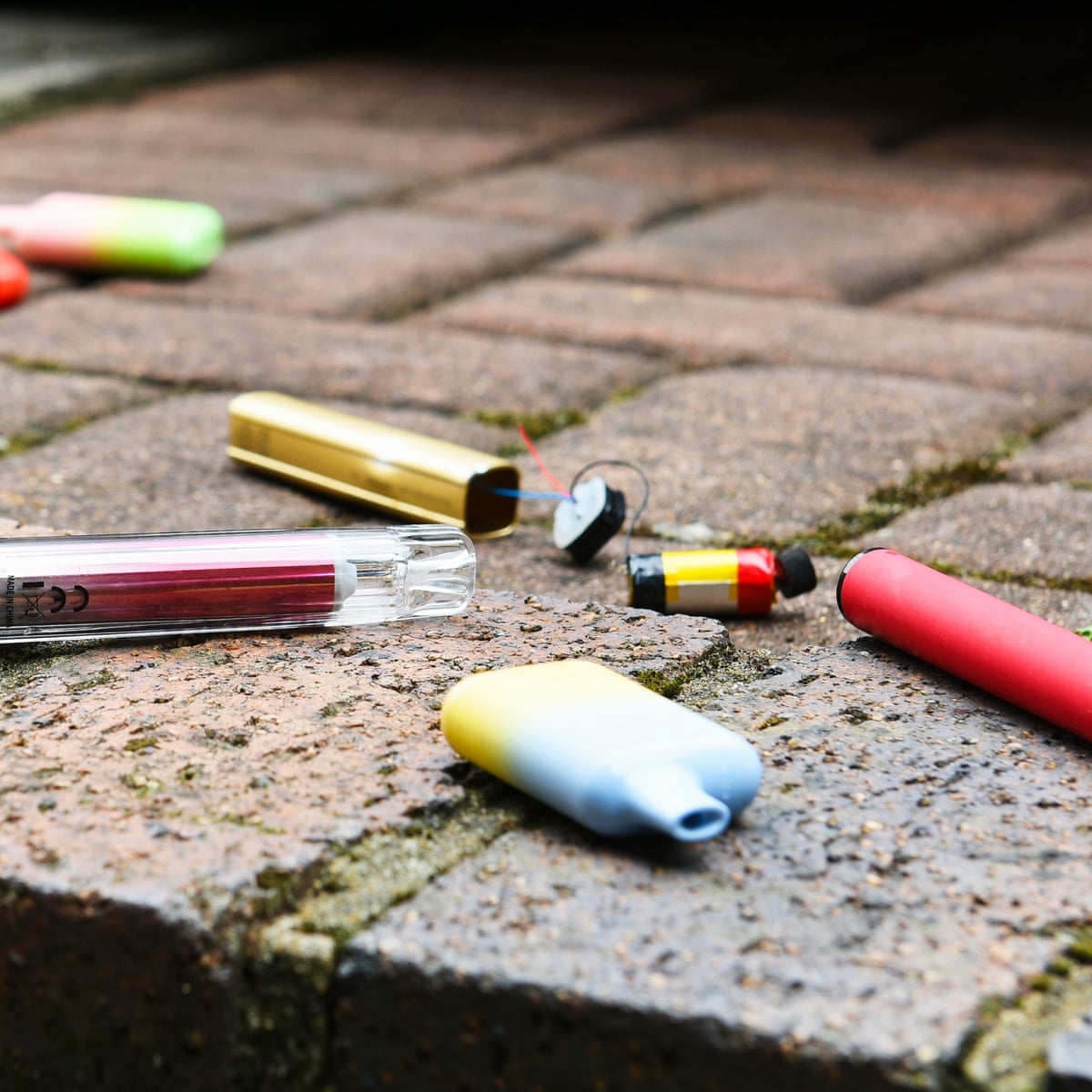 Some vapes claiming to be cannabis contain 'synthetic cannabinoid' study | UK news | The Guardian Some vapes claiming to be cannabis contain 'synthetic cannabinoid' study | UK news | The Guardian