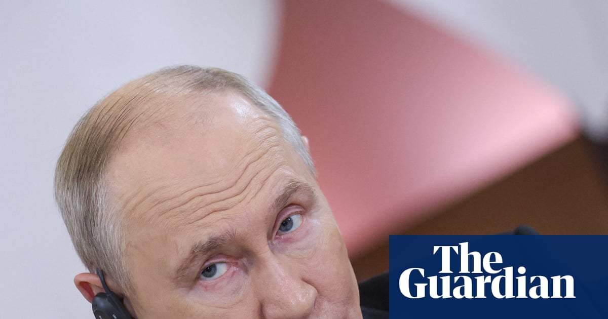 Vladimir Putin praises Elon Musk as Russia develops a Starlink-style network