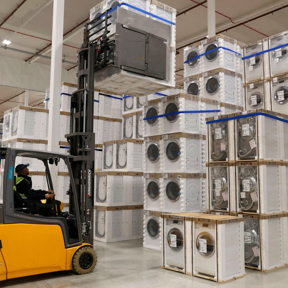 No More Heavy Loads Experts Develop Greener Lighter Washing Machine Technology The Guardian