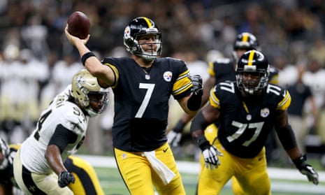 Roethlisberger, Steelers top Browns to stay in playoff mix