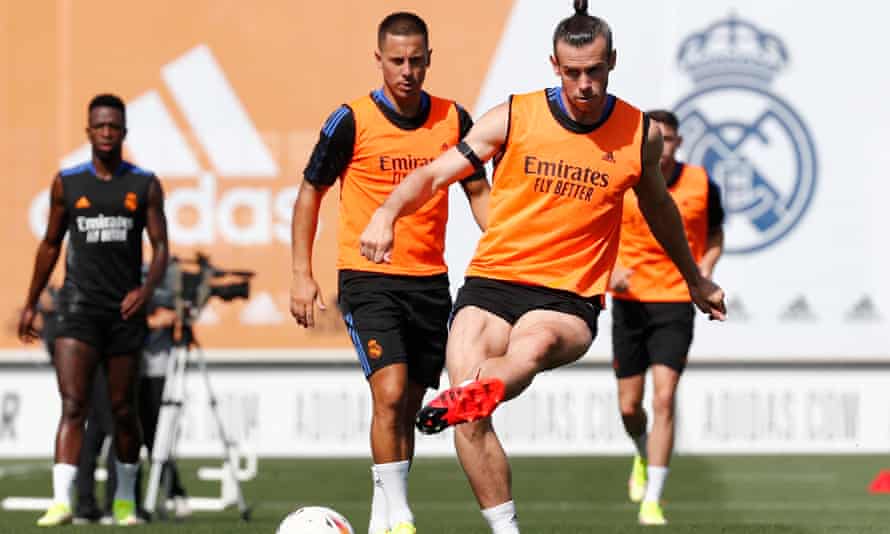 Eden Hazard y Gareth Bale entrenando con el Real Madrid antes de la temporada.