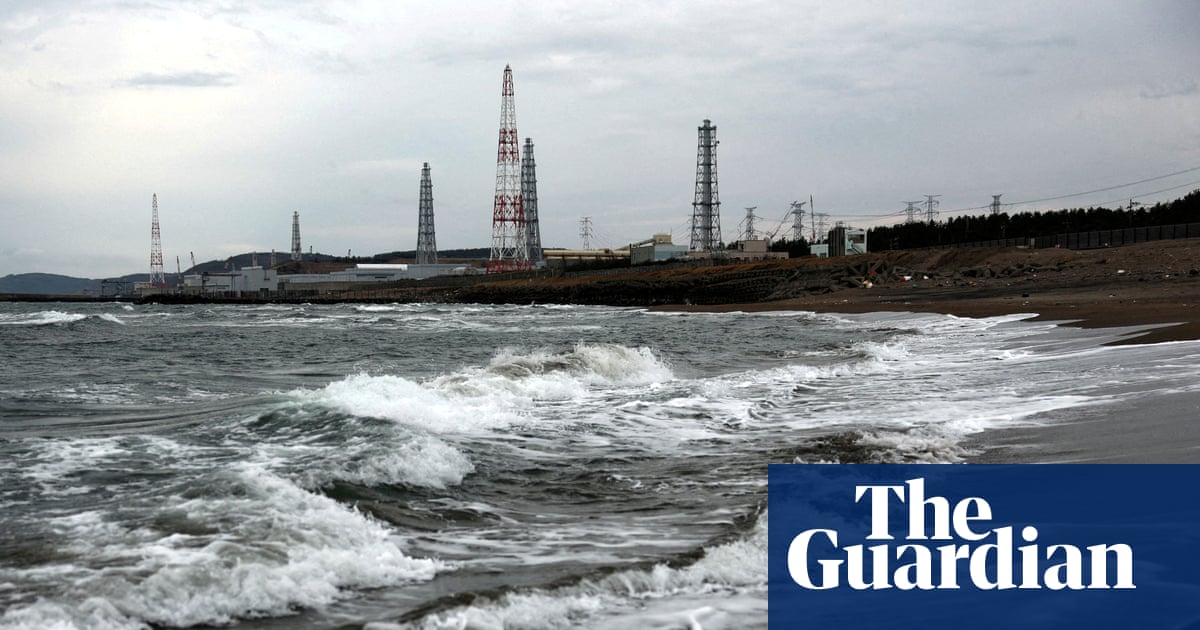 Japan pauses restart of world's largest nuclear power plant one day after it went online