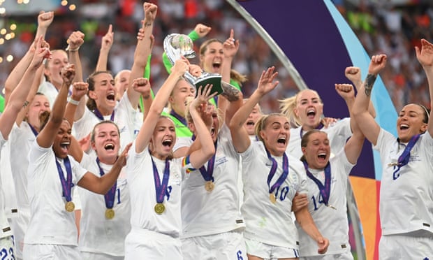 England's win over Germany is just the start of women's football | Women's Euro 2022 1 the England team celebrate their victory at Euro 2022.
