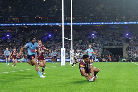 Robert Toia opens the scoring for Queensland.