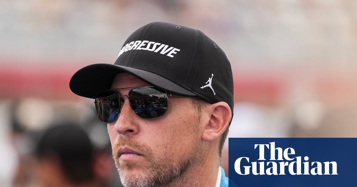 Nascar driver Denny Hamlin’s father dies in North Carolina house fire