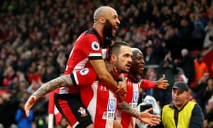 Southampton S Danny Ings Sinks Tottenham And Harry Kane Limps Off Football The Guardian