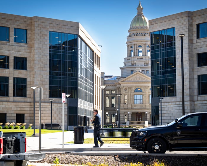 Suspected explosive device prompts Wyoming capitol evacuation