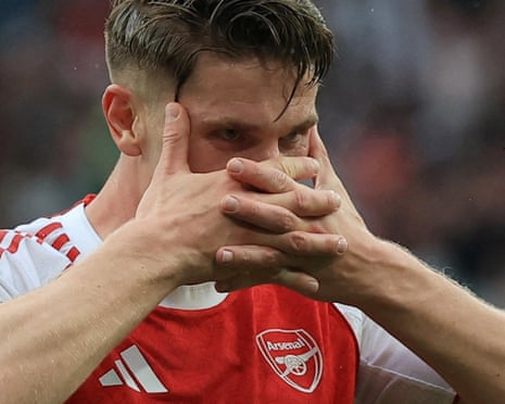 Gyökeres Silencing Doubts: Arsenal Striker’s Goalscoring Form Demands Respect Gyökeres Silencing Doubts: Arsenal Striker’s Goalscoring Form Demands Respect