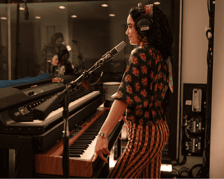 The best theatre to stream this month: Stereophonic’s suite of addictive songs