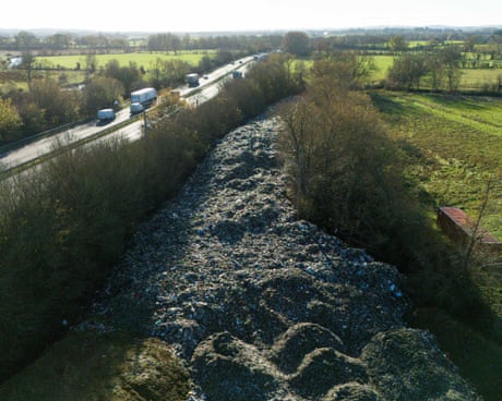 EA to spend millions clearing Oxfordshire illegal waste mountain in break with policy