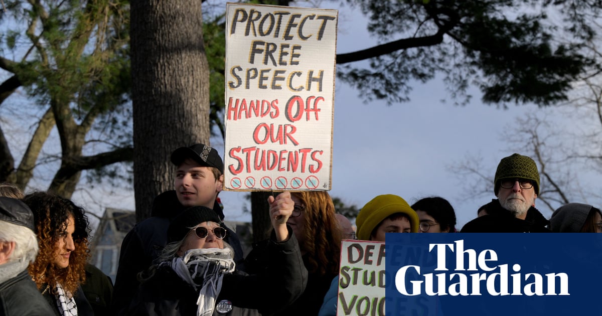 National disgrace': US lawmakers decry student detentions on visit to Ice jails