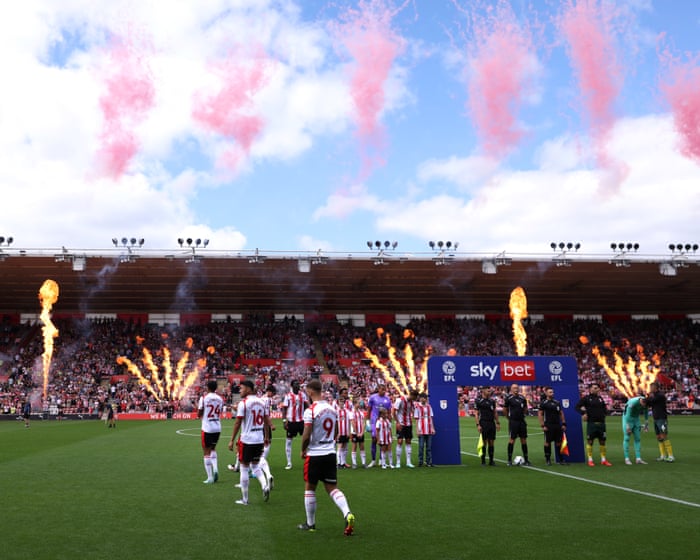 Southampton v Wrexham: Championship – live