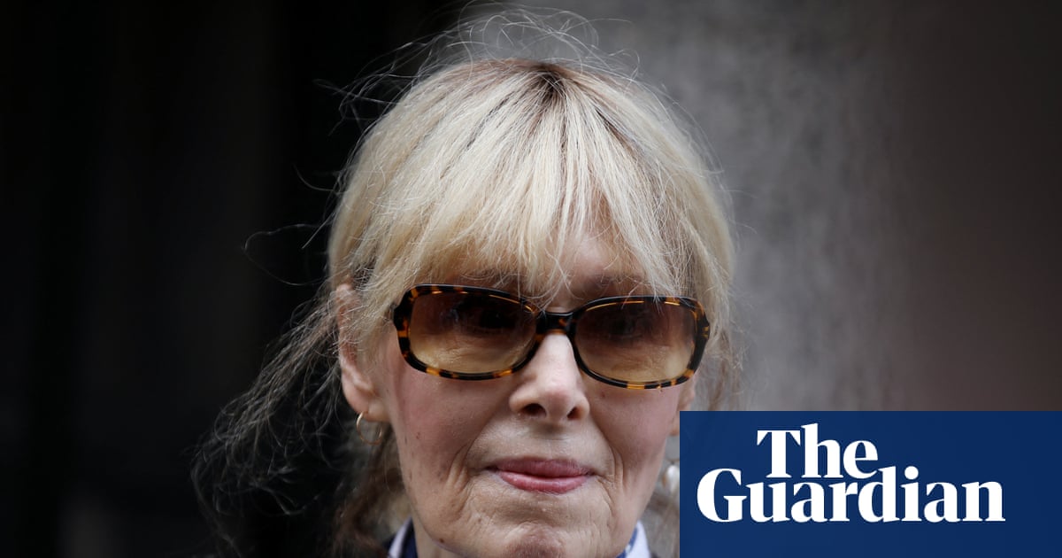 US appeals court pauses Trump's $83m payment to E Jean Carroll in defamation case